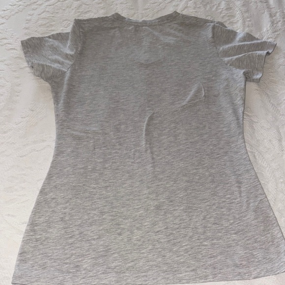 Gently Loved Tesla Heather Gray V-Neck Tee - Picture 6 of 8